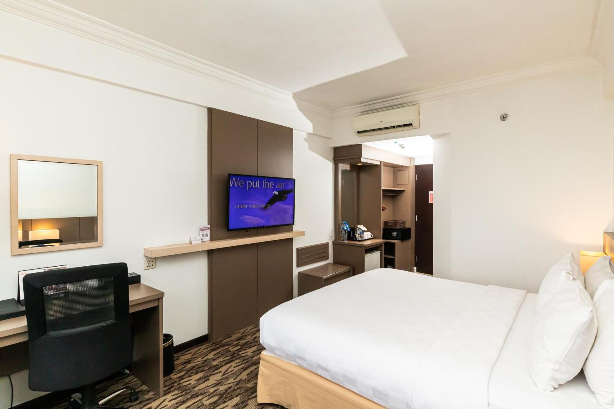 Swiss-Belinn Baloi Batam Нагоя Экстерьер фото