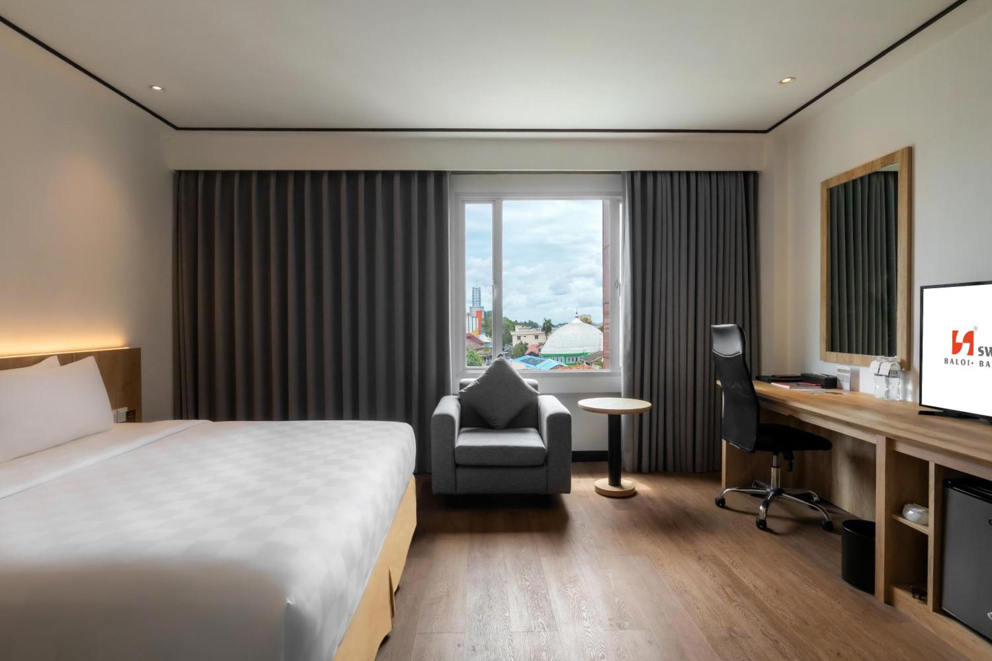 Swiss-Belinn Baloi Batam Нагоя Экстерьер фото